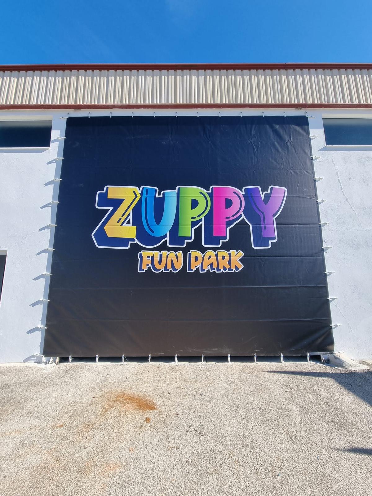 Fachada do Zuppy Fun Park em Coimbra